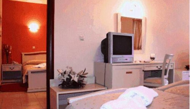 Chambre Familiale - Asteras Hotel