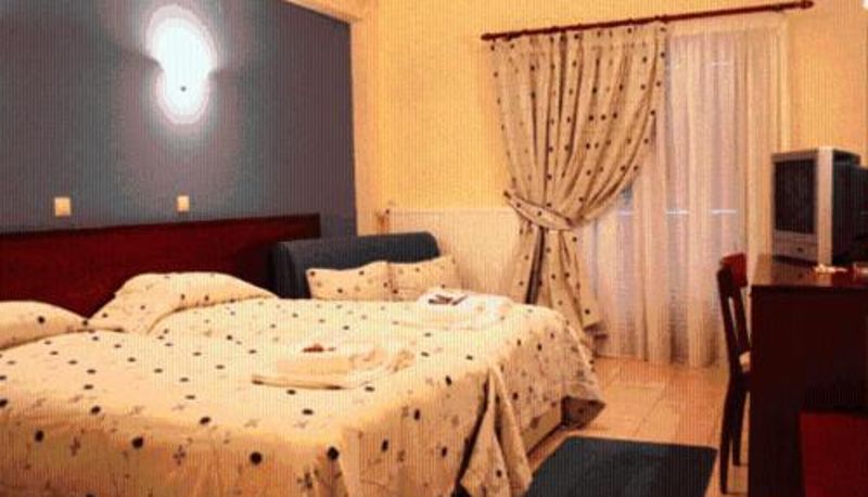 Chambre triple - Asteras Hotel