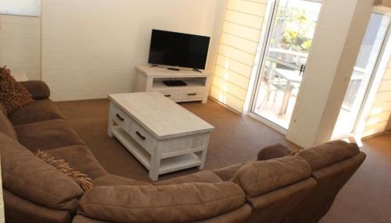 Camera standard - Mollymook Cove Apartments