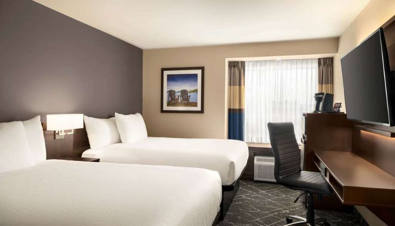 Camera - Microtel Inn & Suites by Wyndham Aurora