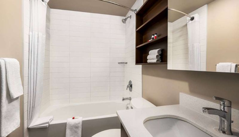 Camera - Microtel Inn & Suites by Wyndham Aurora