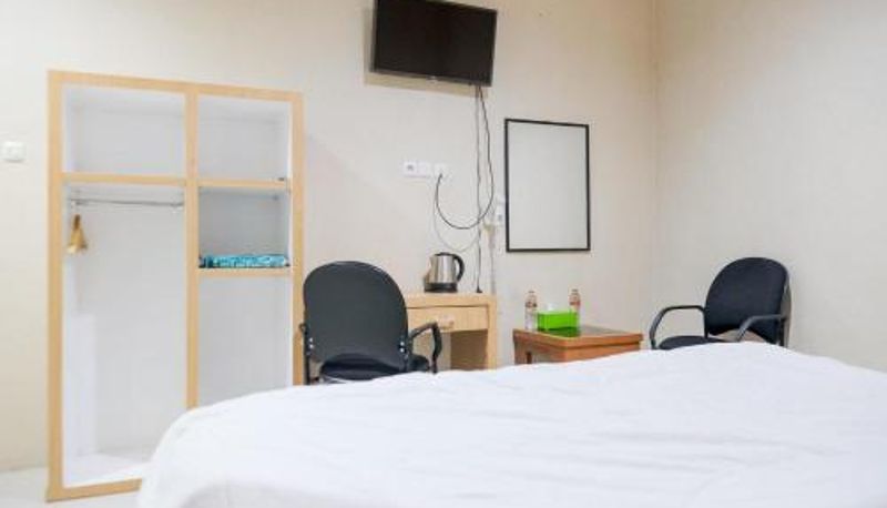 Zimmer - Wisma Syariah UINSU Medan Mitra RedDoorz
