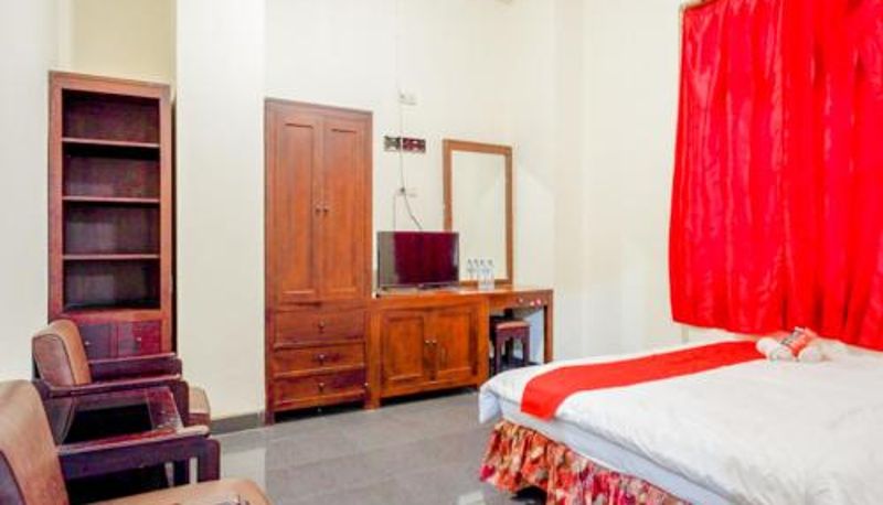 Oda - RedDoorz near Tugu Yogyakarta