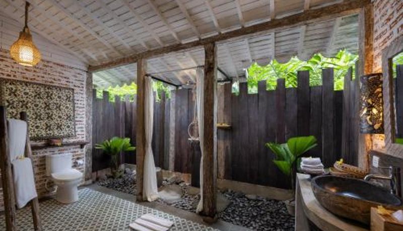 Süit - Pramana Giri Kusuma