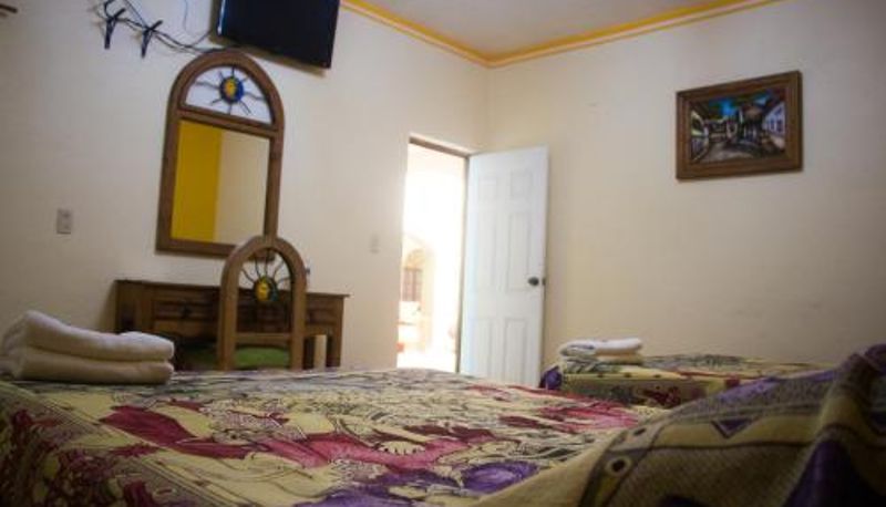 Info - Hotel Morelos Colima
