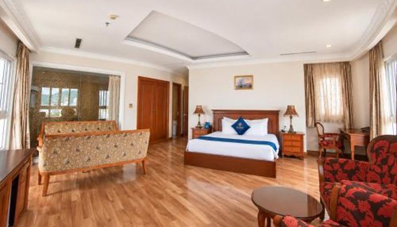 Süit - Nha Trang Palace Hotel