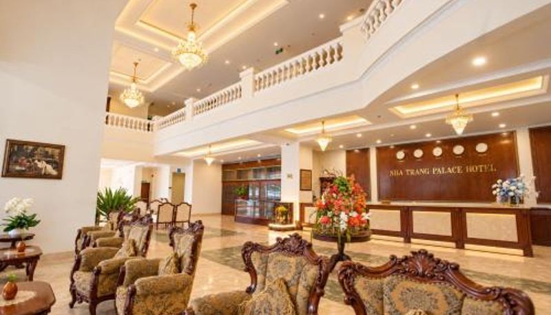Resepsiyon - Nha Trang Palace Hotel