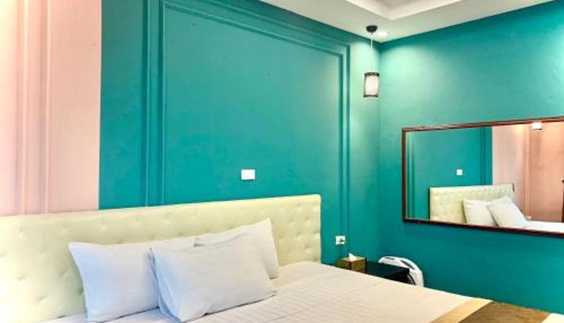 Info - My Hotel 23