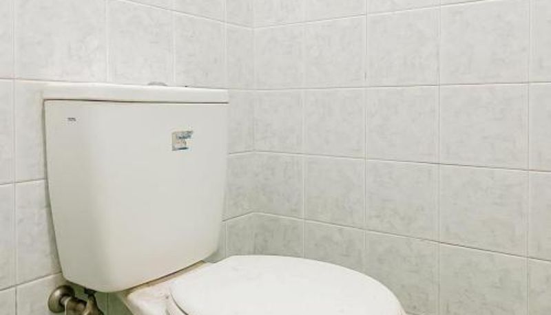 Banyo - RedDoorz at LeDug Tretes