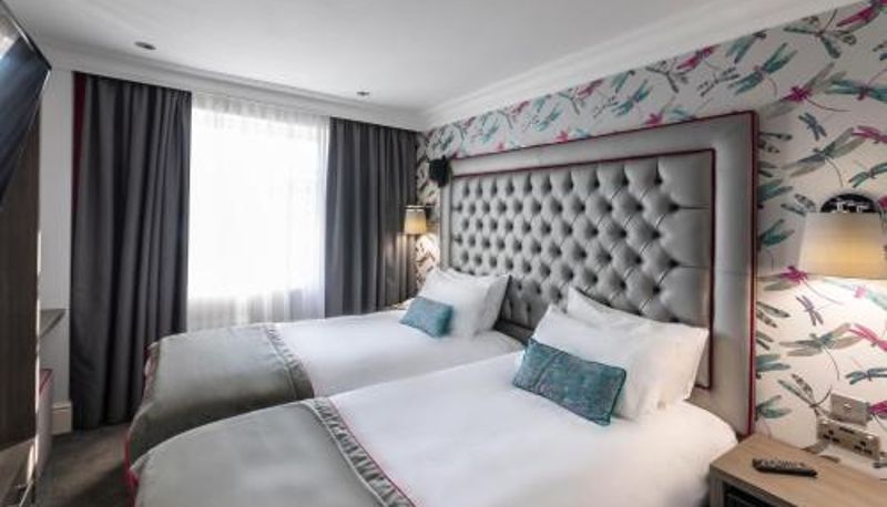 Zimmer - The Beverley Hotel London - Victoria