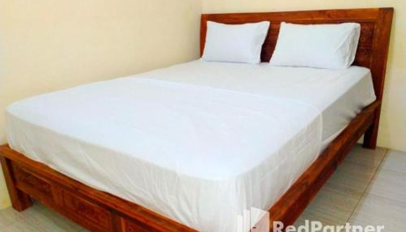 Zimmer - Navisha Guest House Syariah near Exit Tol Batang RedPartner