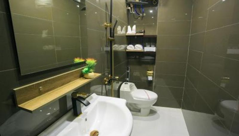Badezimmer - Pham Ha Hotel