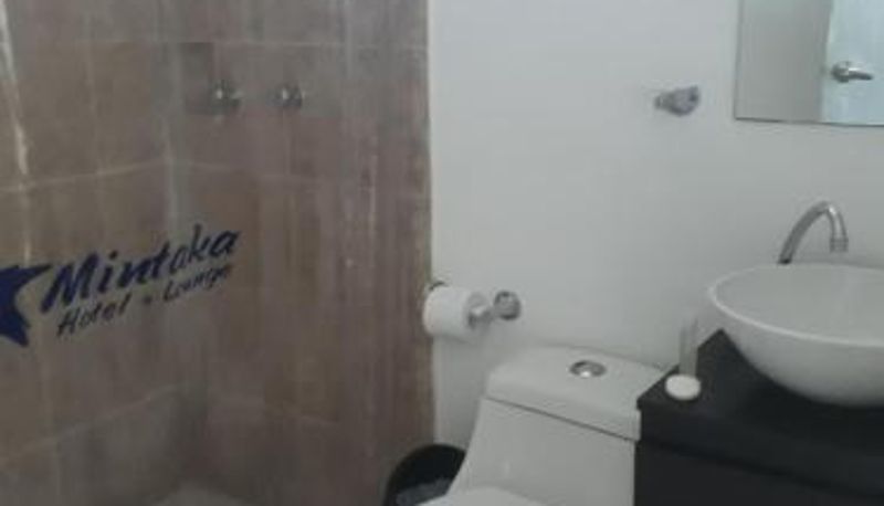 Cuarto de baño - Mintaka Hotel + Lounge