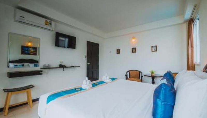 Bilgi - TH beach hotel