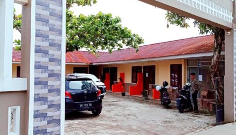 Hotel outdoor area - Reddoorz at Kanaka Guest House Bengkulu