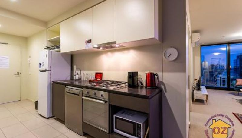 Apartment - Aussie Escape Apartments-Skyline Collins Tower
