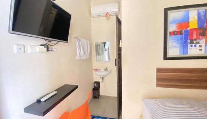 Camera - De Homestay Mitra RedDoorz Bitung