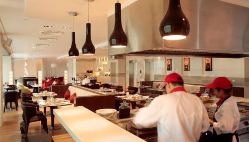 Frühstücksraum innerhalb des Restaurants - NH Bangkok Asoke