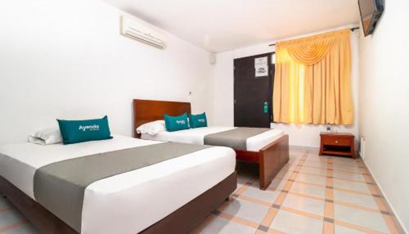 Dreibettzimmer - AyD Oporto Suites