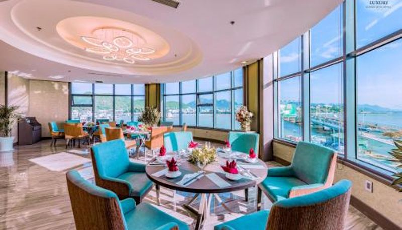 Restoran içinde kahvaltı salonu - Muong Thanh Luxury Khanh Hoa