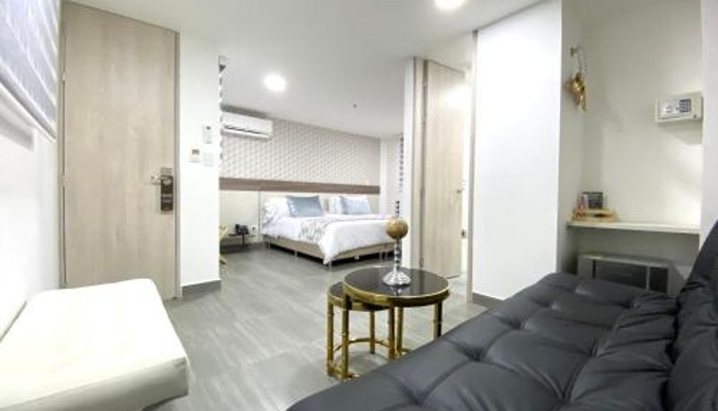 Info - Seven Inn Hotel