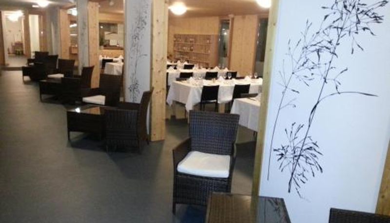 Sala de desayunos dentro del restaurante - Familienhotel Campagna