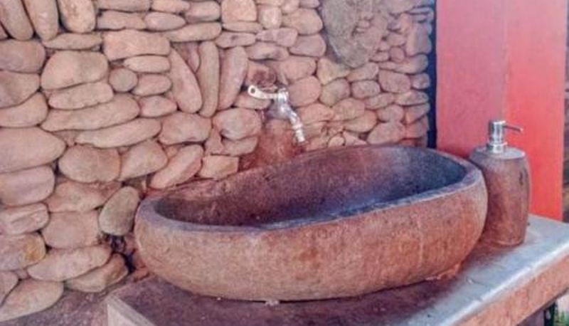 Banyo - Banana Home Stay Ubud