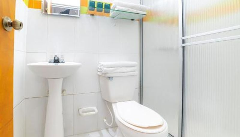 Habitación triple - Hotel Zhena