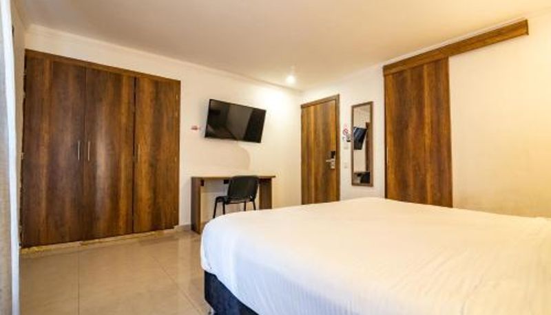 Info - Hotel Amoek