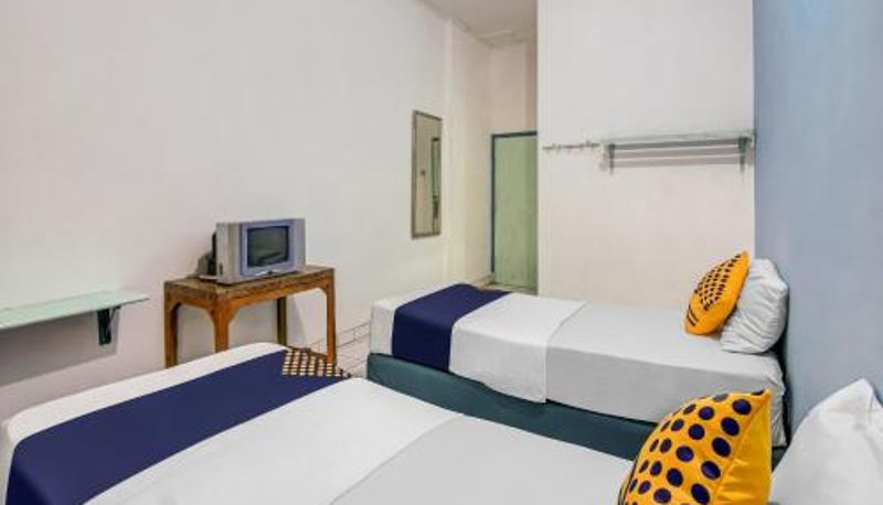 Zimmer - SPOT ON 90964 Hotel Margadana