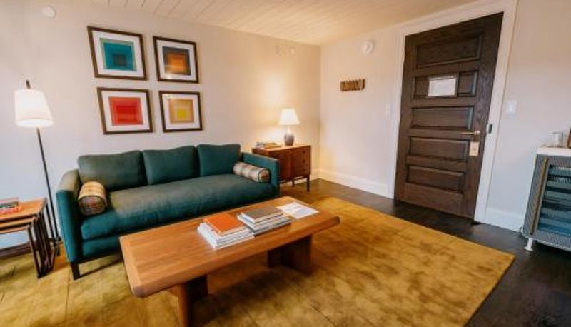 Información - Eleven Revelstoke Lodge