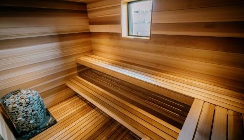 Sauna - Eleven Revelstoke Lodge