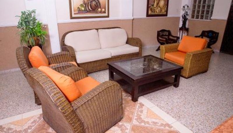 Restoran içinde kahvaltı salonu - Hotel Villa Dilia