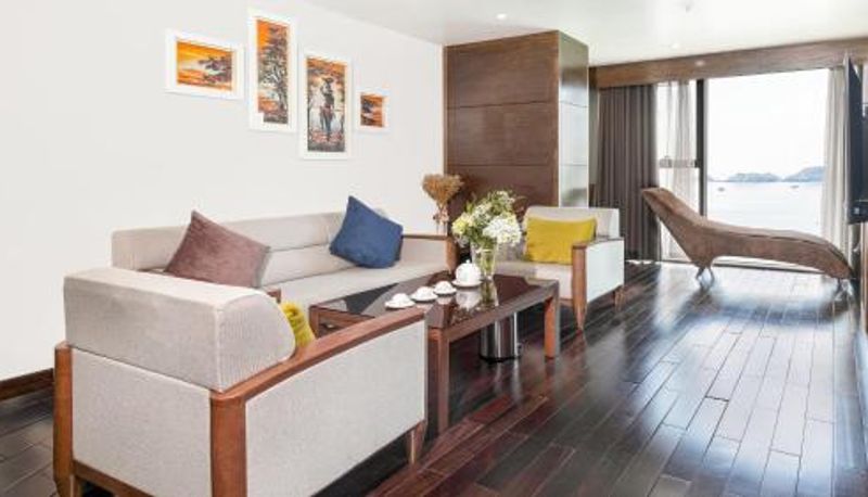 Info - Cat Ba Paradise Hotel - Sky Bar & Massage
