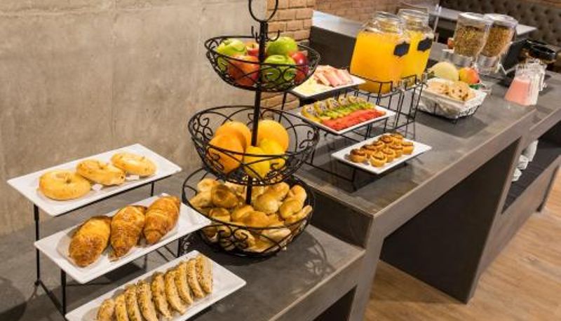 Sala prima colazione all'interno del ristorante - Hotel Quinta Norte Chipichape