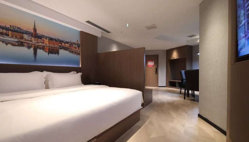 Camera - Ramada Encore by Wyndham Wuhan West