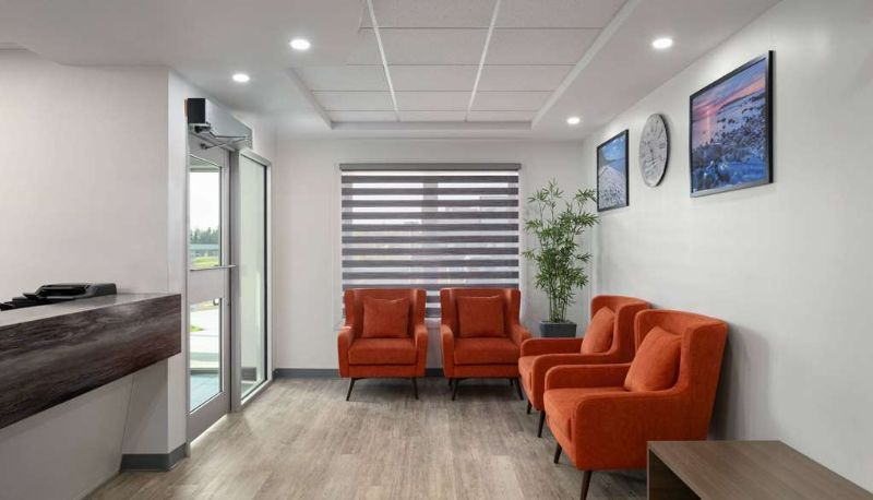Lobby - Travelodge by Wyndham Marathon