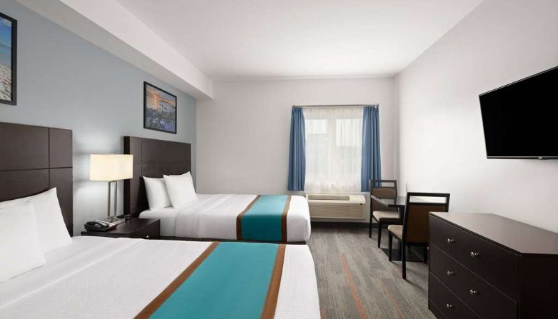 Camera - Travelodge by Wyndham Marathon