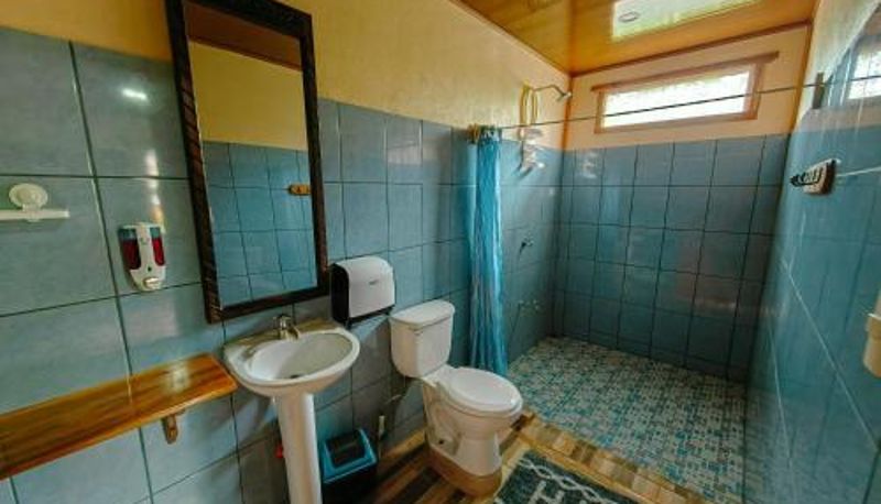 Banyo - Hotel Casa Gitana Corcovado Tour operador