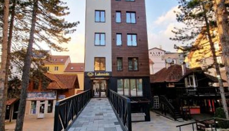 Otel açık alanı - Hotel Lakeside