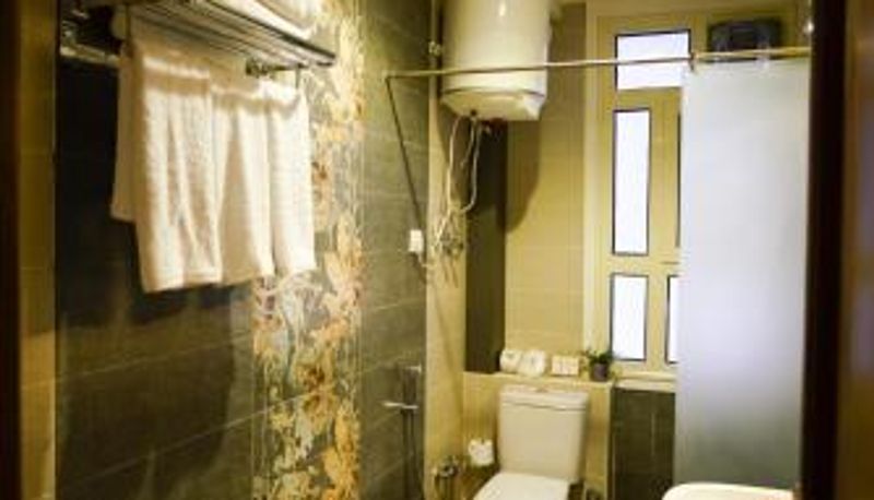 Tripla - Savoy Hotel ELMinya