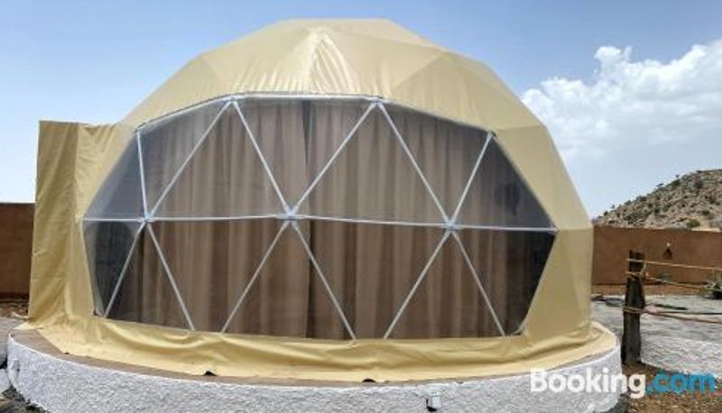 Info - Jabal shams domes