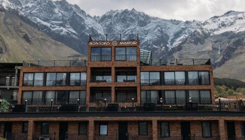 Hotel outdoor area - Hotel Memoir Kazbegi by DNT Group