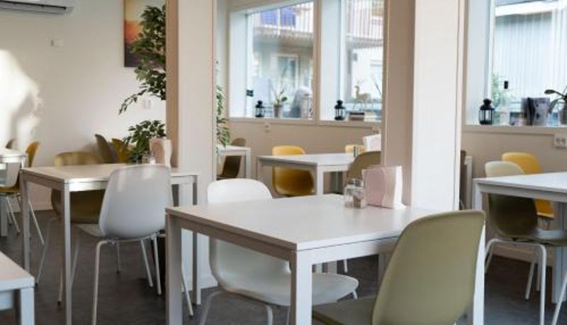 Frühstücksraum innerhalb des Restaurants - Östersund Hotell Stortorget