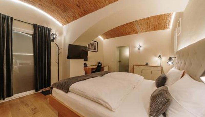 Habitación - Operna klet Ljubljana
