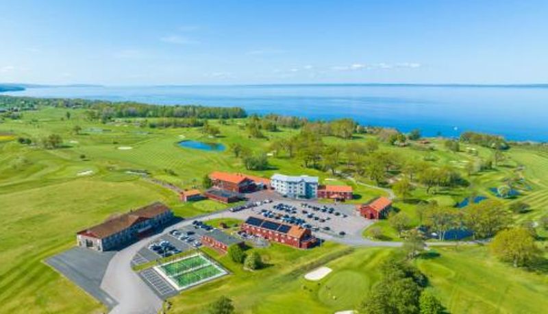Info - Ombergs Golf Resort