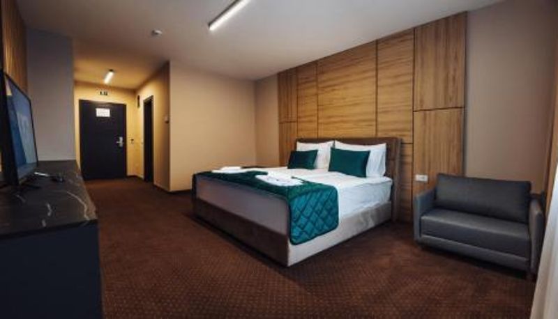 Üç kişilik oda - Hotel Brčko gas Sarajevo