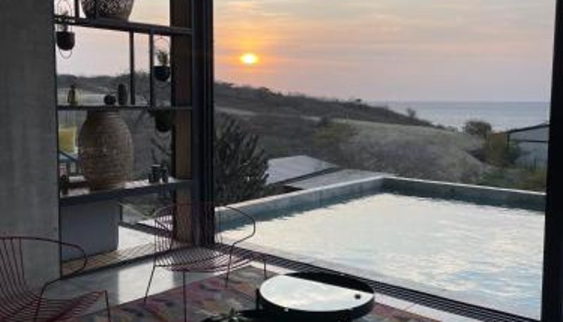 Basen - Eolia Sustainable Design Hotel