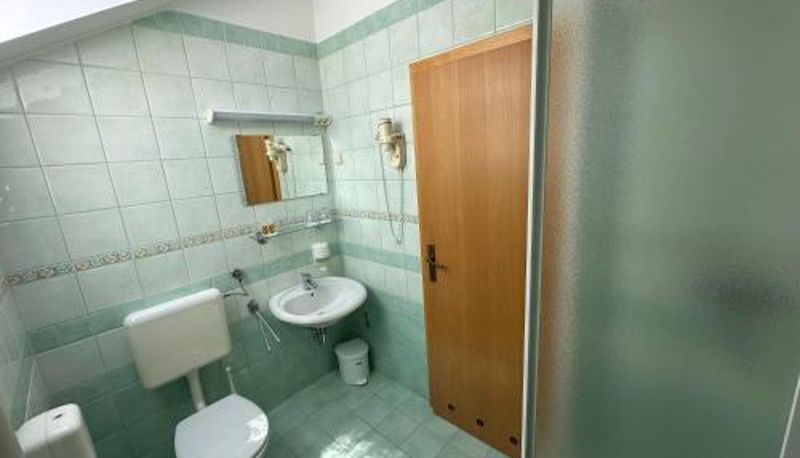 Info - Hotel Zarja