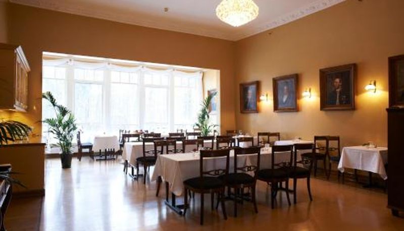 レストラン内の朝食ルーム - Sjømilitære Samfund Hotell Karljohansvern